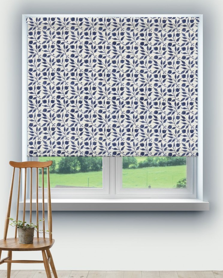 Roller Blinds Morris and Co Rosehip Fabric 226457